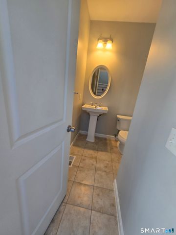 6 Oak Branch Drive 6, Brookfield, CT 06804