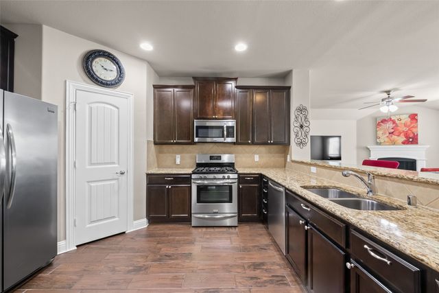 15917 Langsdale Street, Frisco, TX 75036