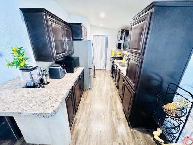 402 63rd 244, San Diego, CA 92114