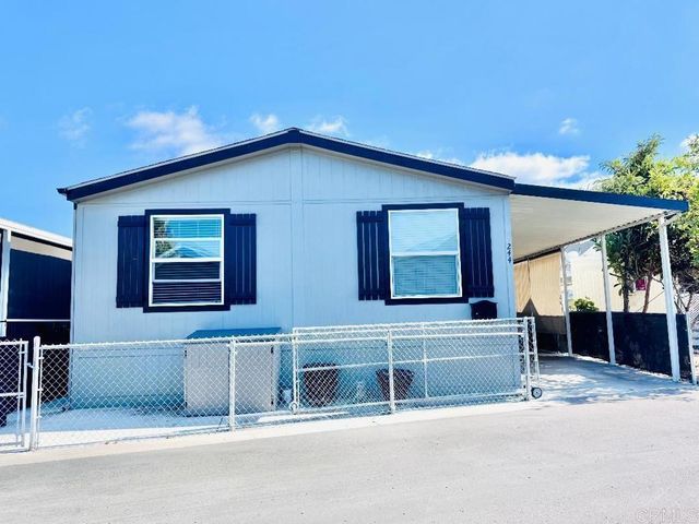402 63rd 244, San Diego, CA 92114