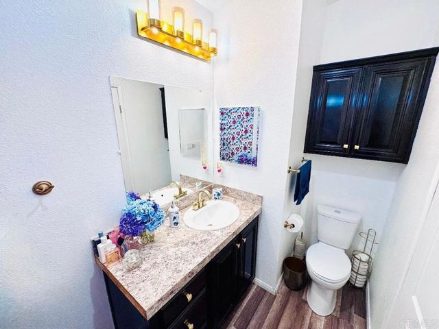 402 63rd 244, San Diego, CA 92114