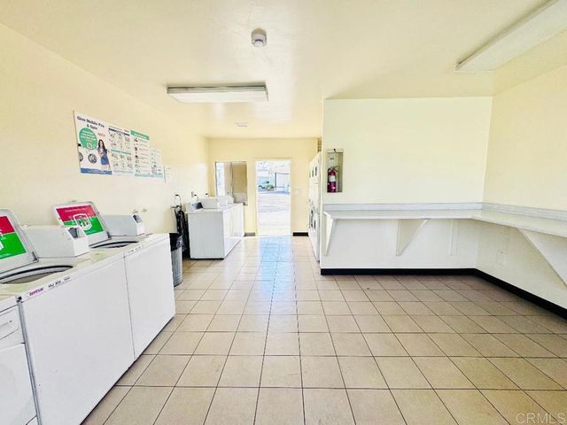 402 63rd 244, San Diego, CA 92114