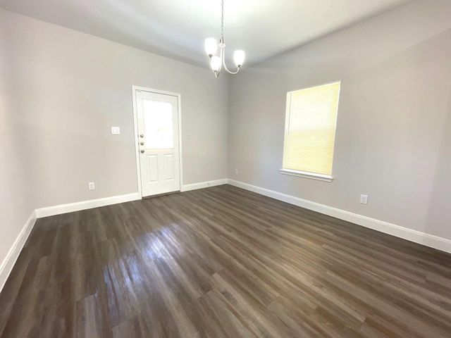 9325 Camay Drive, Houston, TX 77016