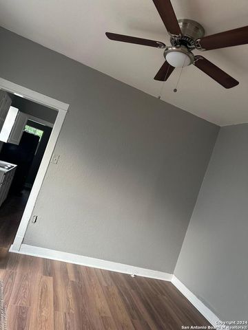 809 KAYTON AVE, San Antonio, TX 78210