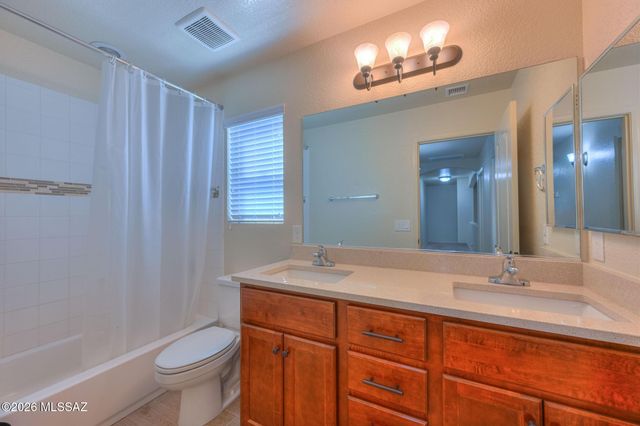 1008 Sam Kee Place, Sierra Vista, AZ 85635