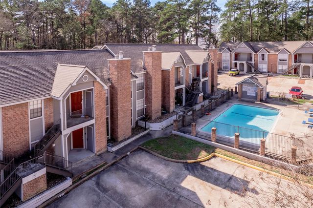 2402 Sycamore Avenue E2, Huntsville, TX 77340