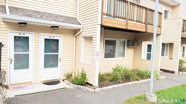 8 Rose Lane APT 18-13, Danbury, CT 06811