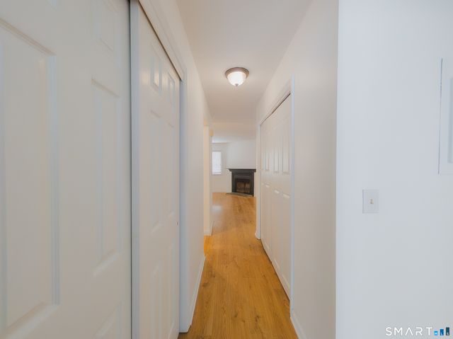 8 Rose Lane APT 18-13, Danbury, CT 06811