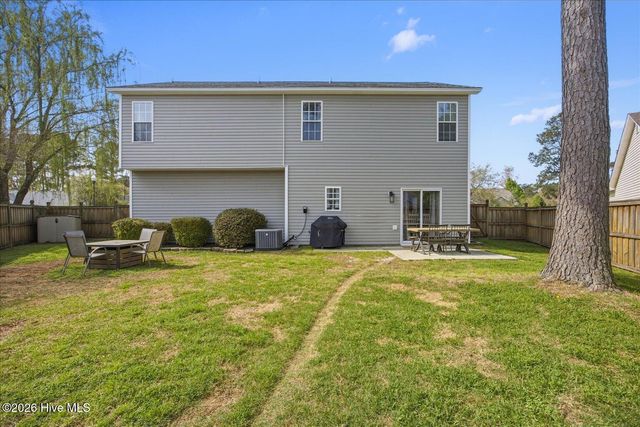 1018 Winterberry Circle, Leland, NC 28451