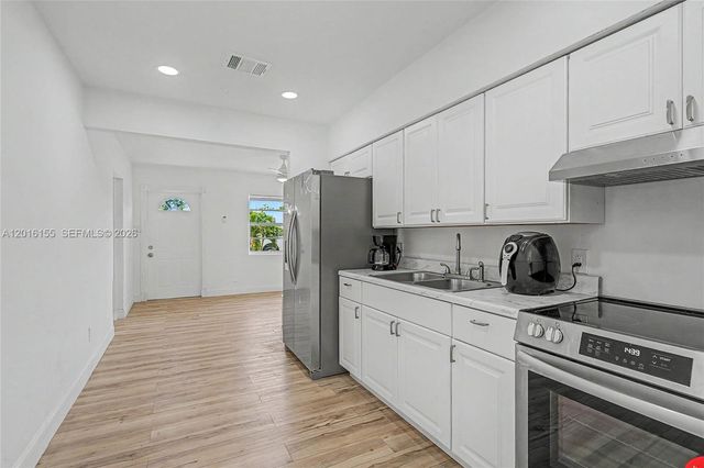 3416 SW 12th Ct, Fort Lauderdale, FL 33312