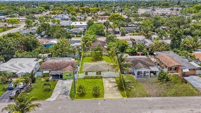 3416 SW 12th Ct, Fort Lauderdale, FL 33312