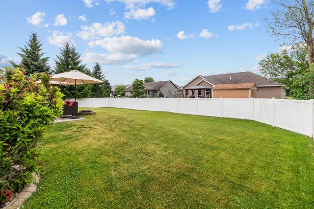 1578 LONE OAK DRIVE, Neenah, WI 54956