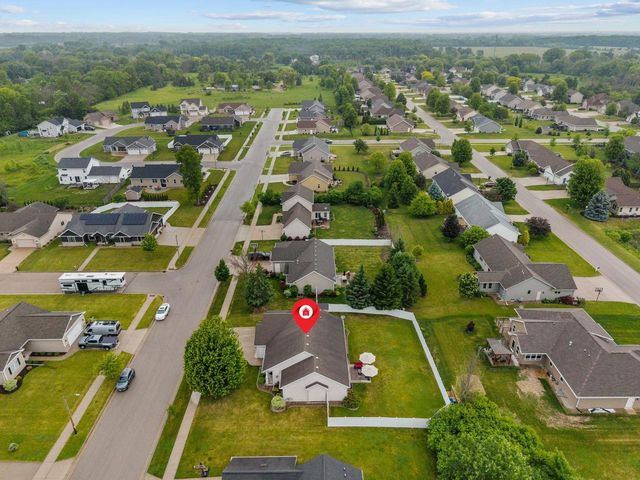 1578 LONE OAK DRIVE, Neenah, WI 54956