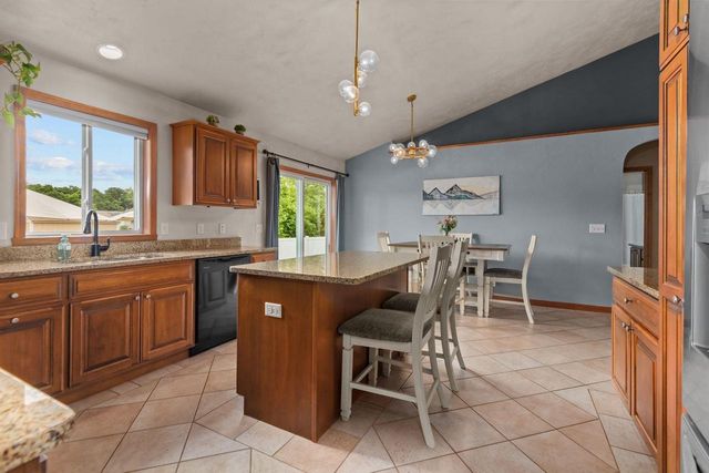 1578 LONE OAK DRIVE, Neenah, WI 54956