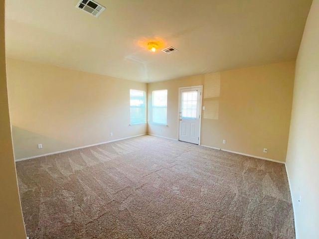 218 Jennifer LN, Bastrop, TX 78602