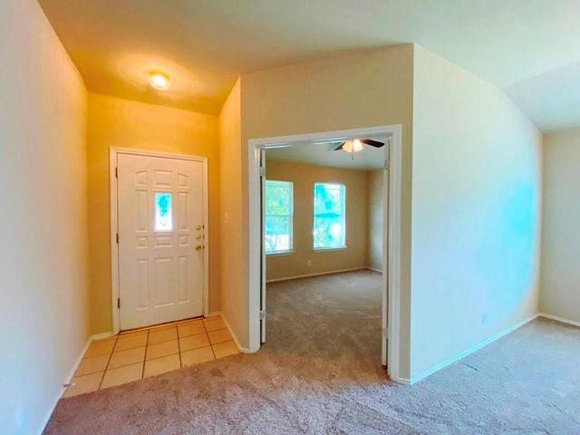 218 Jennifer LN, Bastrop, TX 78602