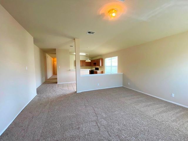 218 Jennifer LN, Bastrop, TX 78602