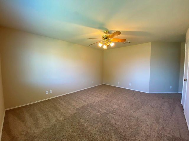 218 Jennifer LN, Bastrop, TX 78602
