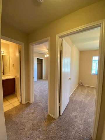 218 Jennifer LN, Bastrop, TX 78602