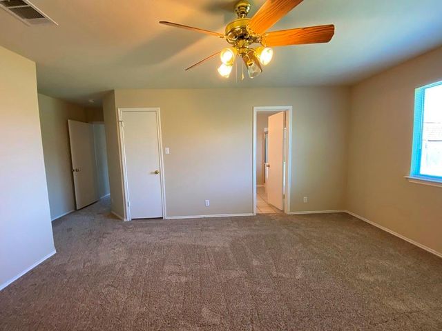 218 Jennifer LN, Bastrop, TX 78602