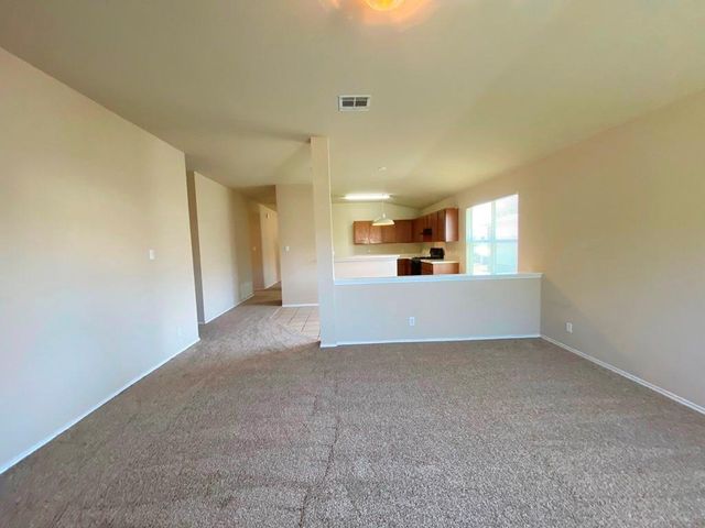218 Jennifer LN, Bastrop, TX 78602