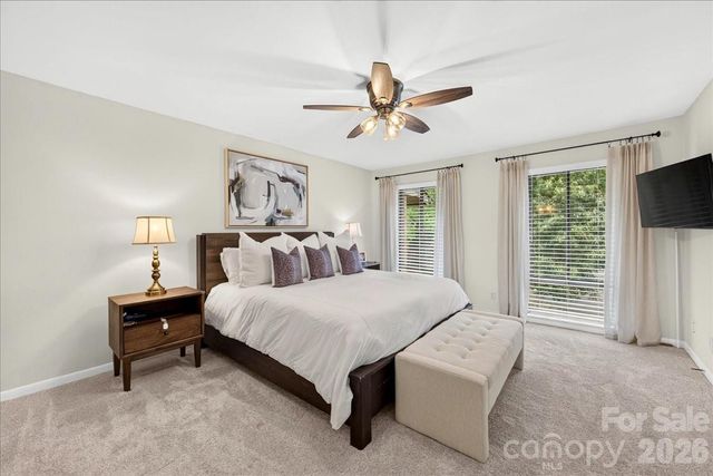 5811 Sharon Road F, Charlotte, NC 28210