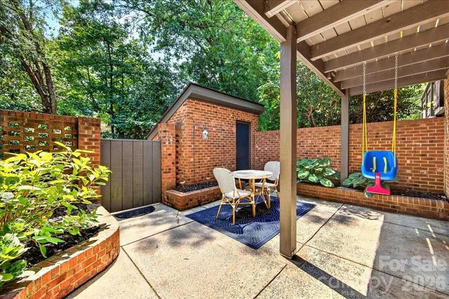 5811 Sharon Road F, Charlotte, NC 28210