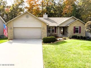 204 Lakeview Drive, Crossville, TN 38558