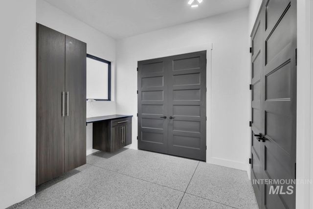 21460 Jackson Creek Ct, Star, ID 83669