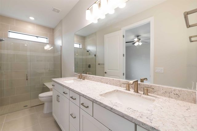 5811 SILVERSIDE PINE COURT, Bradenton, FL 34211