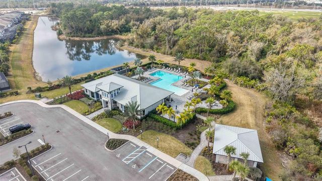 5811 SILVERSIDE PINE COURT, Bradenton, FL 34211