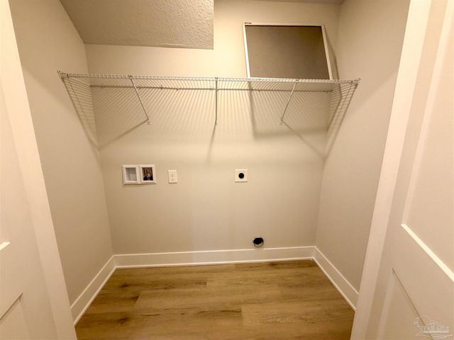 8049 Westpointe Ln, Pensacola, FL 32506