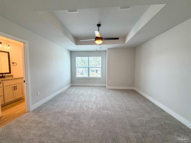 8049 Westpointe Ln, Pensacola, FL 32506