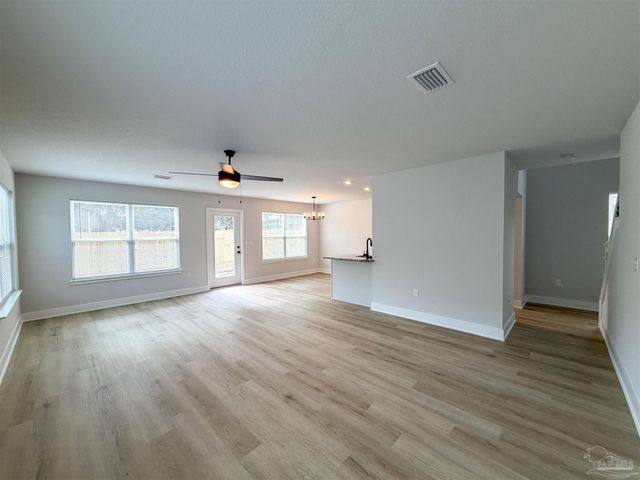 8049 Westpointe Ln, Pensacola, FL 32506