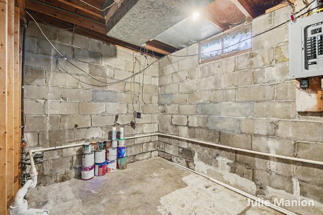 1829 Delwood Avenue Sw, City Of Wyoming, MI 49509