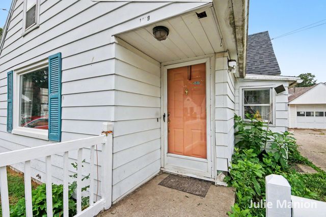 1829 Delwood Avenue Sw, City Of Wyoming, MI 49509