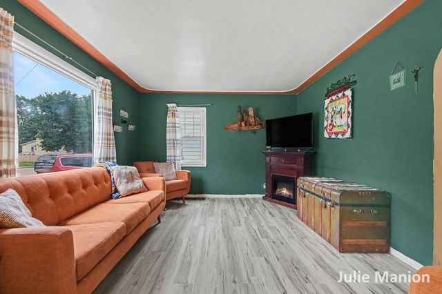 1829 Delwood Avenue Sw, City Of Wyoming, MI 49509