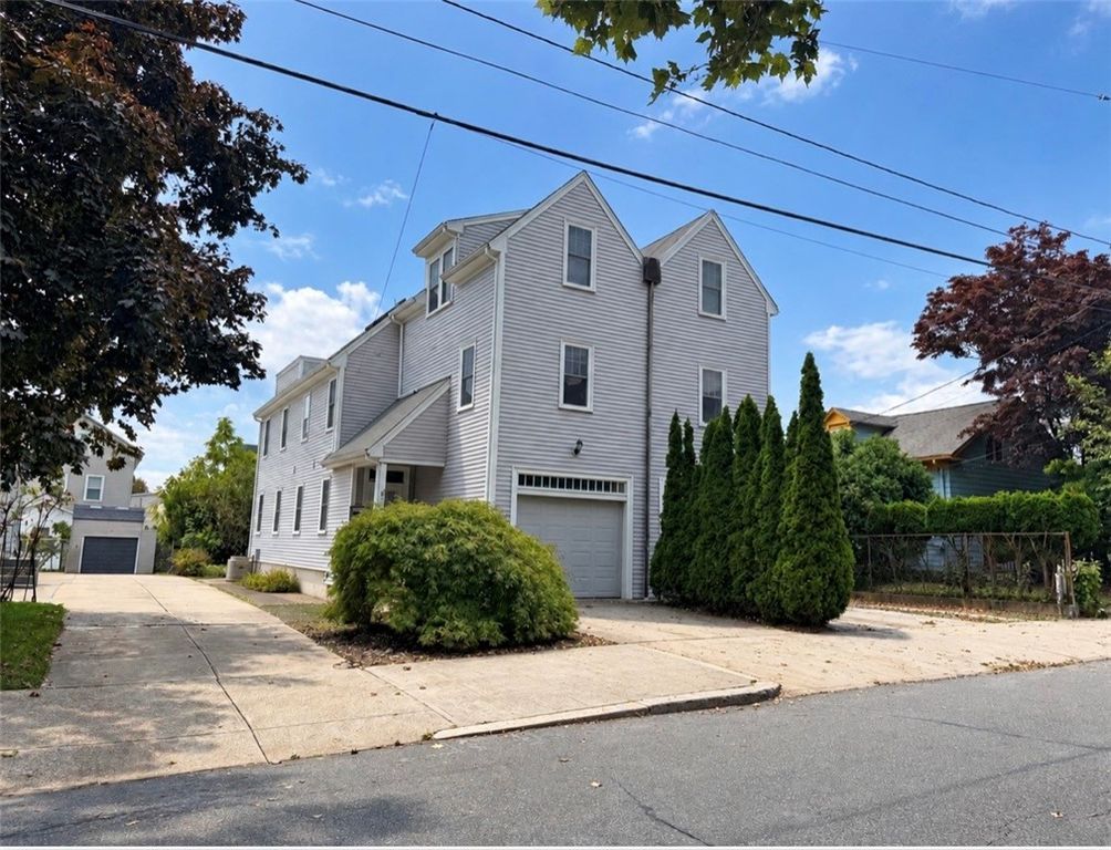 59 East George Street, Providence, RI 02906
