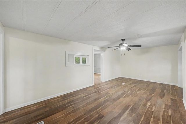 130 Rlling Acres 1st St, Calhoun, GA 30701