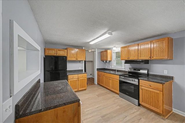 130 Rlling Acres 1st St, Calhoun, GA 30701
