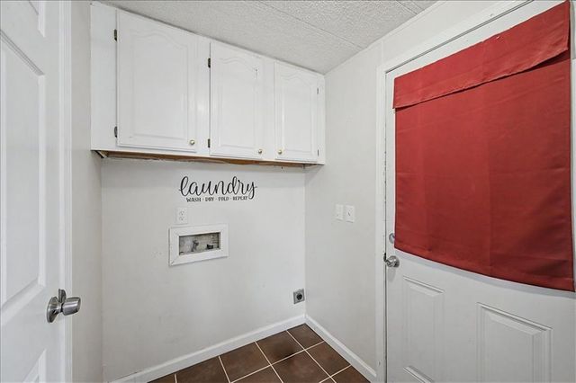 130 Rlling Acres 1st St, Calhoun, GA 30701