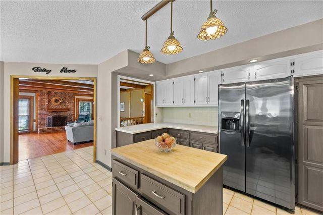 14350 W 81st Place, Lenexa, KS 66215