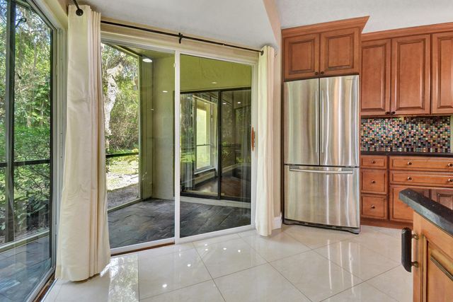 5590 Coach House Circle A, Boca Raton, FL 33486