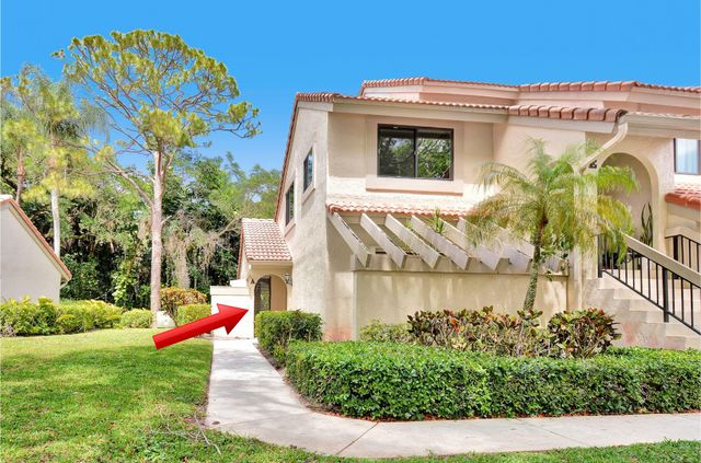 5590 Coach House Circle A, Boca Raton, FL 33486