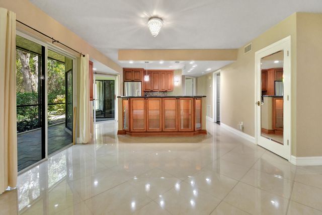 5590 Coach House Circle A, Boca Raton, FL 33486