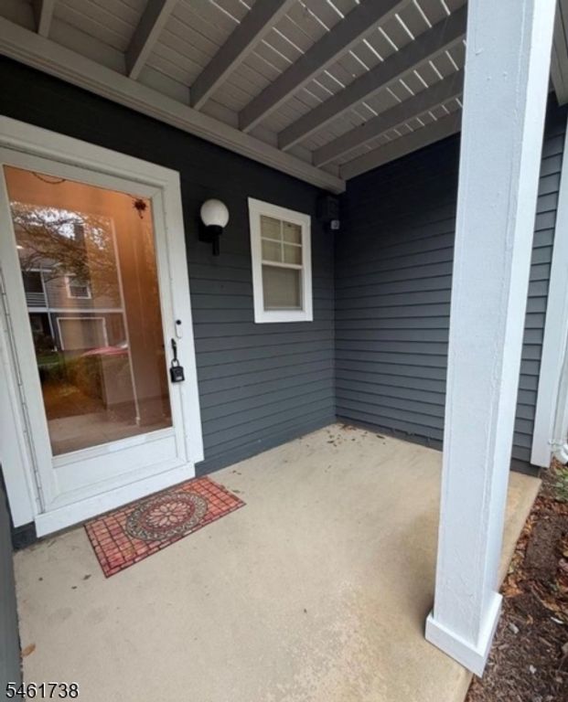 106 Bonney Ct, Bridgewater Twp., NJ 08807 — photo 2