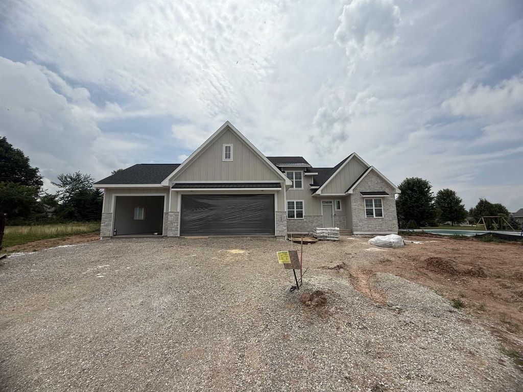 1450 AVA HOPE COURT, De Pere, WI 54115
