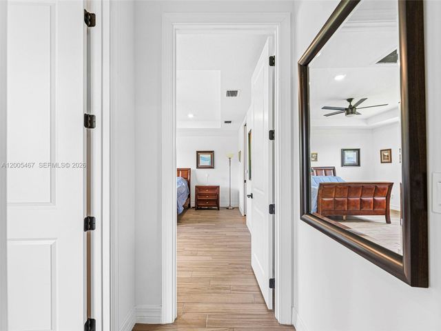 4569 N Silverwood Ln, Oakland Park, FL 33309