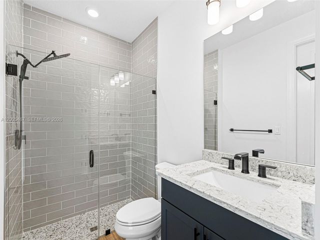4569 N Silverwood Ln, Oakland Park, FL 33309