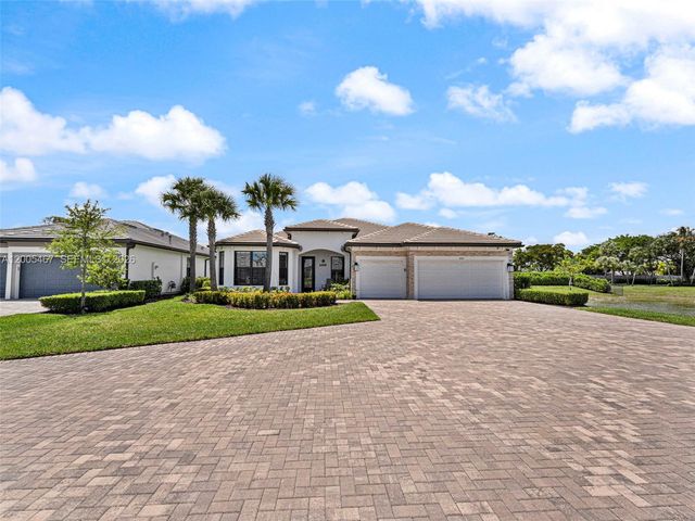 4569 N Silverwood Ln, Oakland Park, FL 33309